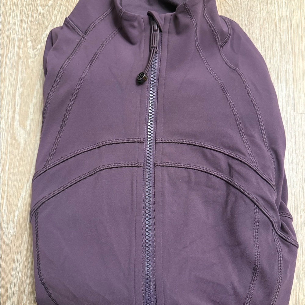Lululemon Define Jacket *Nulu GPTH 4
Grape Thistle - Picture 4 of 4